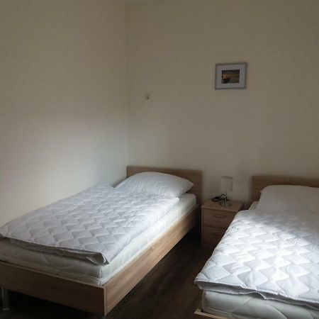 Stoerti 11 Villa Gnies Dış mekan fotoğraf