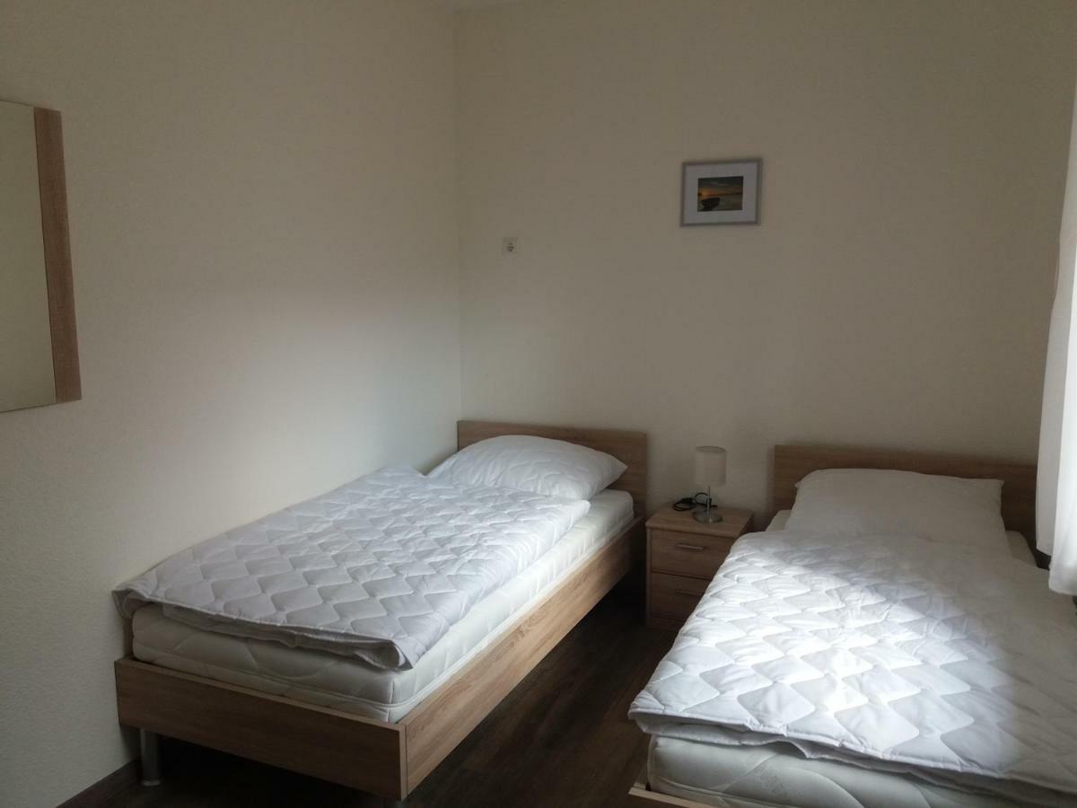 Stoerti 11 Villa Gnies Dış mekan fotoğraf