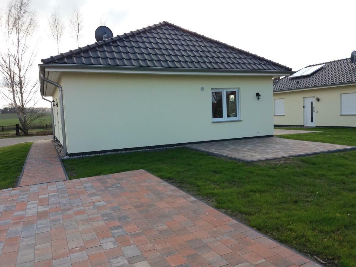 Stoerti 11 Villa Gnies Dış mekan fotoğraf